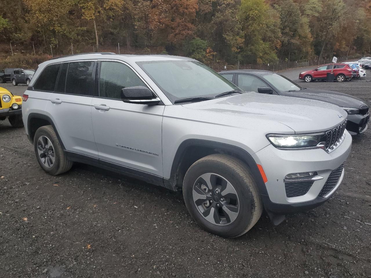 2023 JEEP GRAND CHEROKEE LIMITED 4XE photo 4