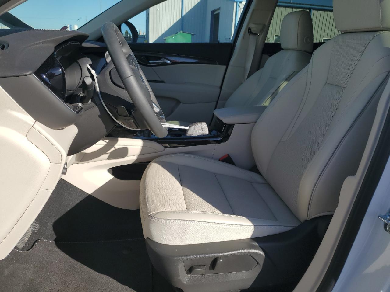 2023 BUICK ENVISION ESSENCE photo 13