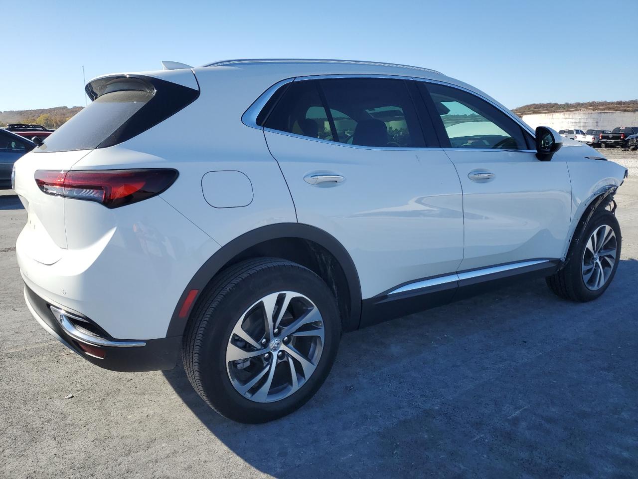 2023 BUICK ENVISION ESSENCE photo 5