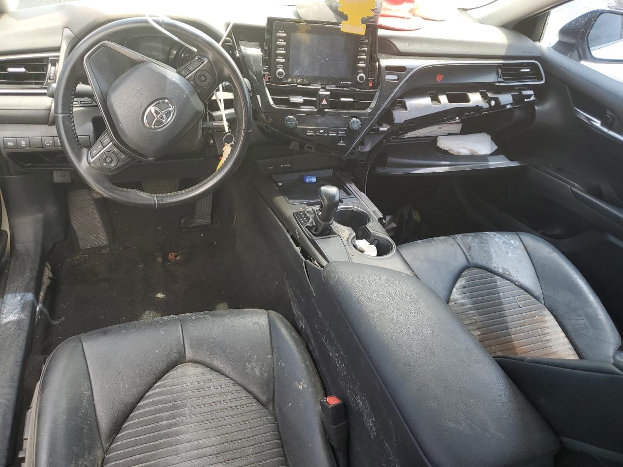 2021 TOYOTA CAMRY SE photo 8