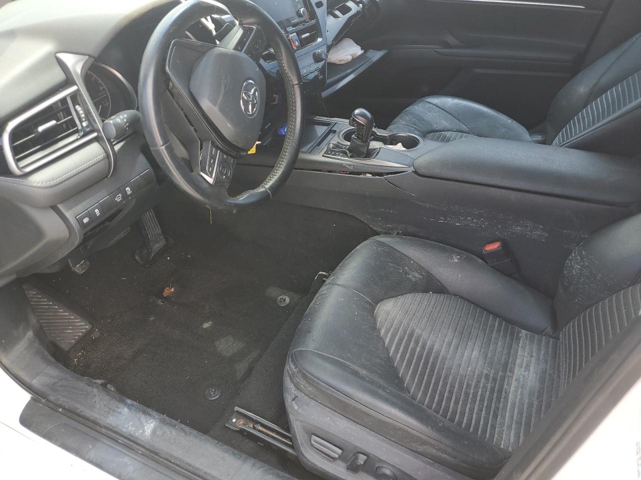 2021 TOYOTA CAMRY SE photo 7