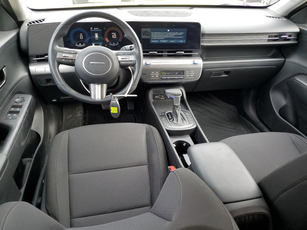 2025 HYUNDAI KONA photo 8