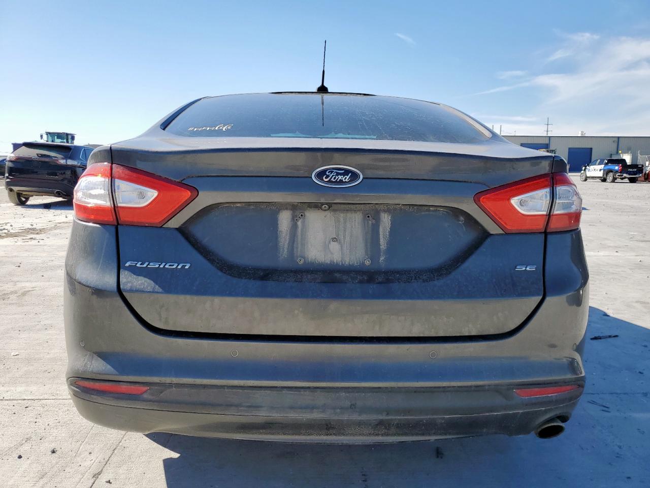 2016 FORD FUSION SE photo 6