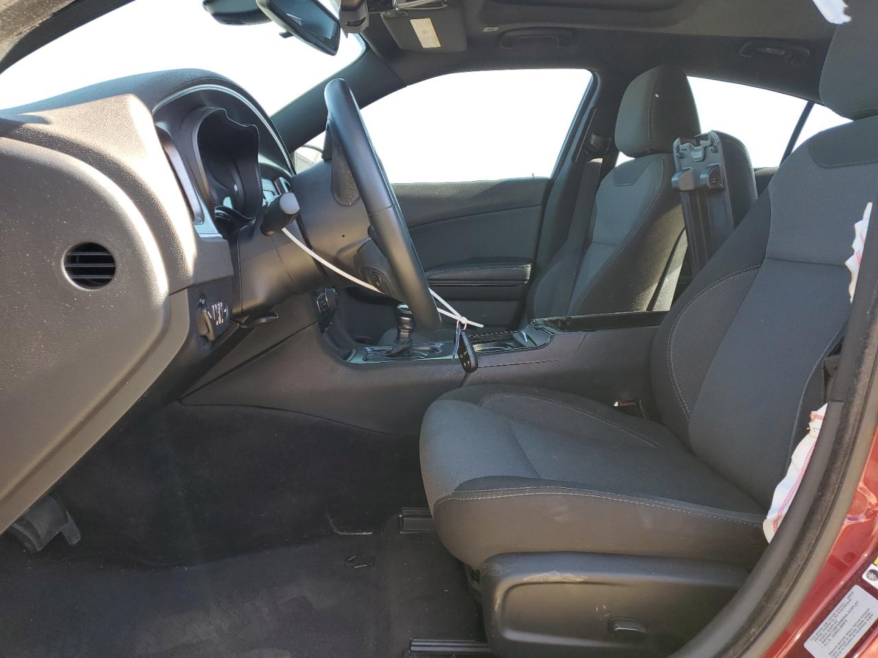 2017 DODGE CHARGER SE photo 13