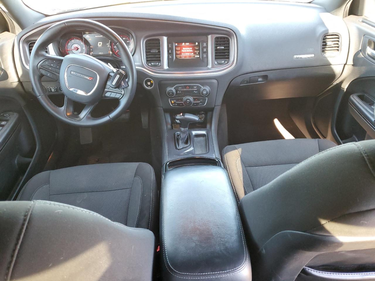 2017 DODGE CHARGER SE photo 15