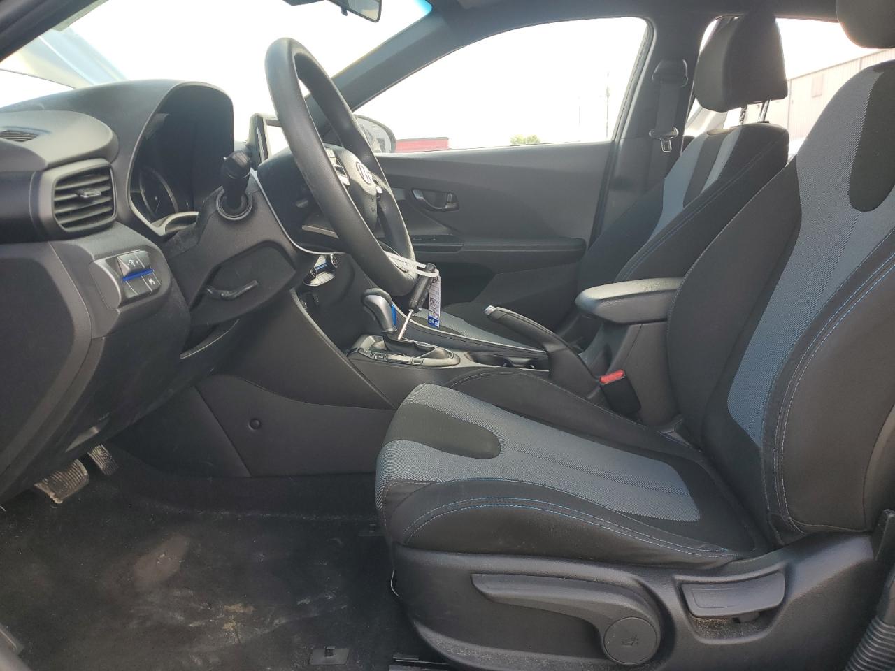 2019 HYUNDAI VELOSTER 2.0L photo 19