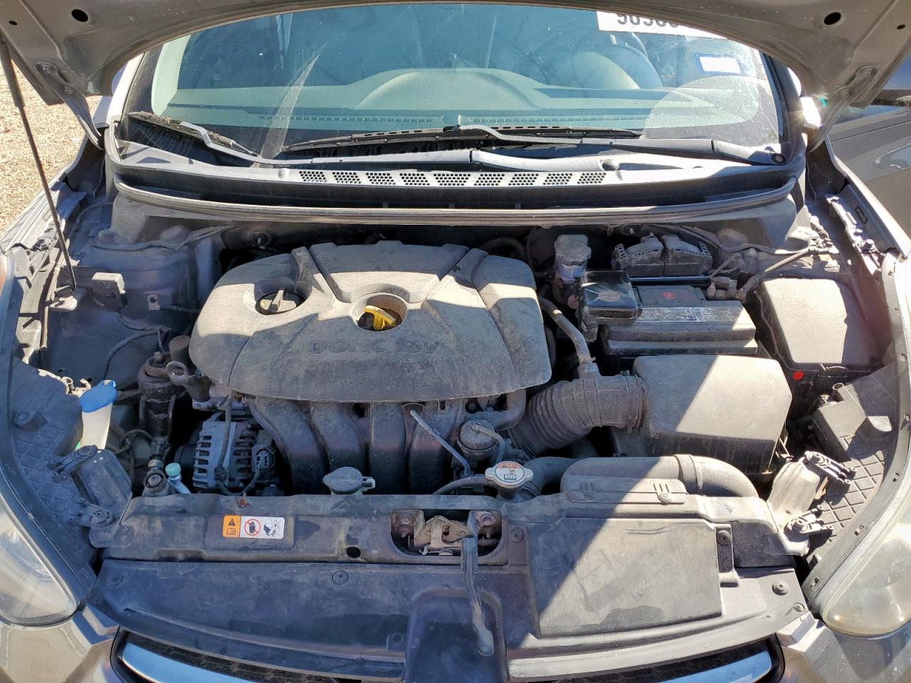 2013 HYUNDAI ELANTRA photo 11