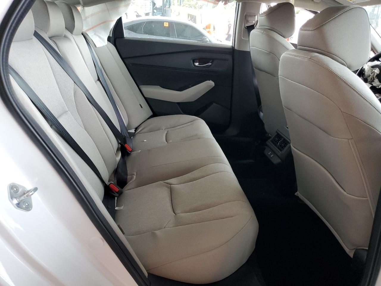 2025 HONDA ACCORD LX photo 19