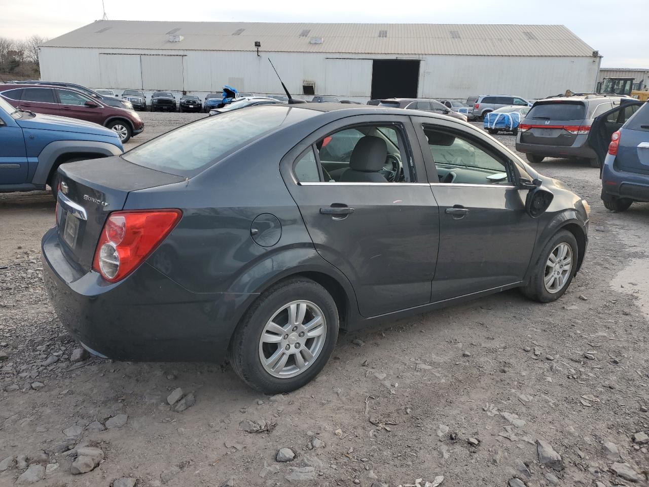 2014 CHEVROLET SONIC LT photo 5