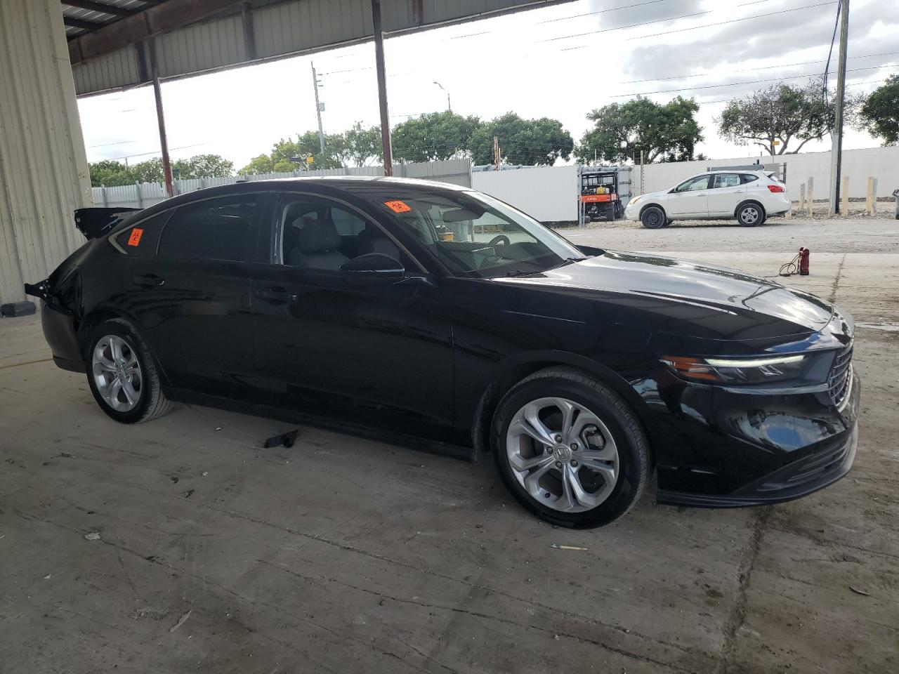 2024 HONDA ACCORD LX photo 4