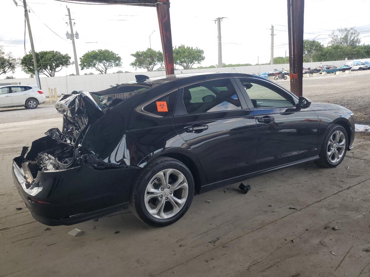 2024 HONDA ACCORD LX photo 3