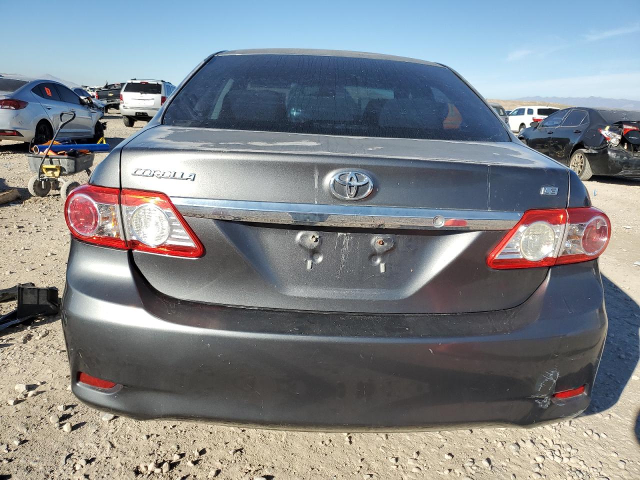 2012 TOYOTA COROLLA LE photo 16