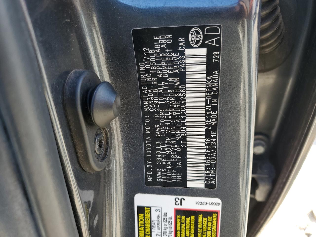 2012 TOYOTA COROLLA LE photo 34