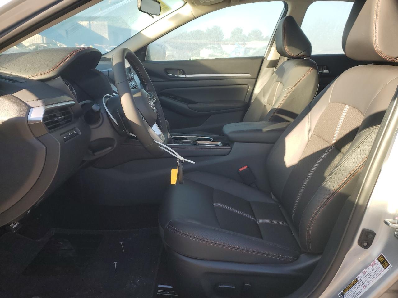 2025 NISSAN ALTIMA SR photo 13