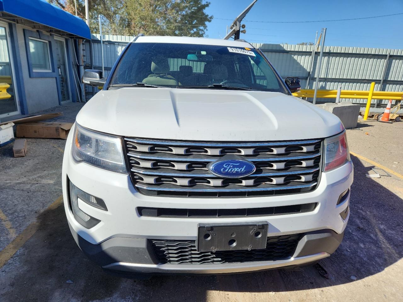 2016 FORD EXPLORER XLT photo 5