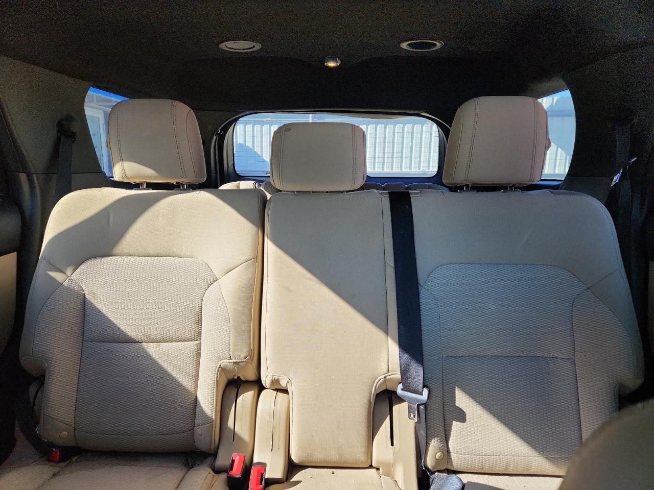 2016 FORD EXPLORER XLT photo 10