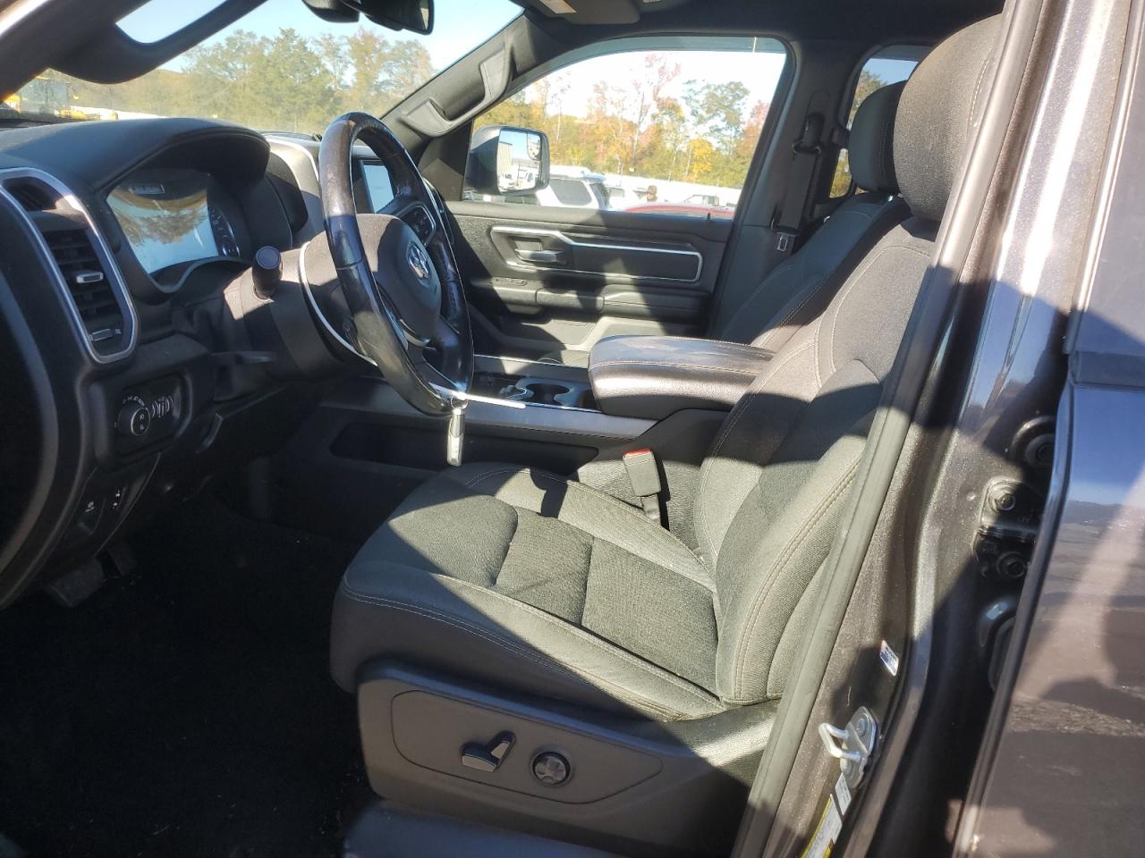 2019 RAM 1500 BIG HORN/LONE STAR photo 13