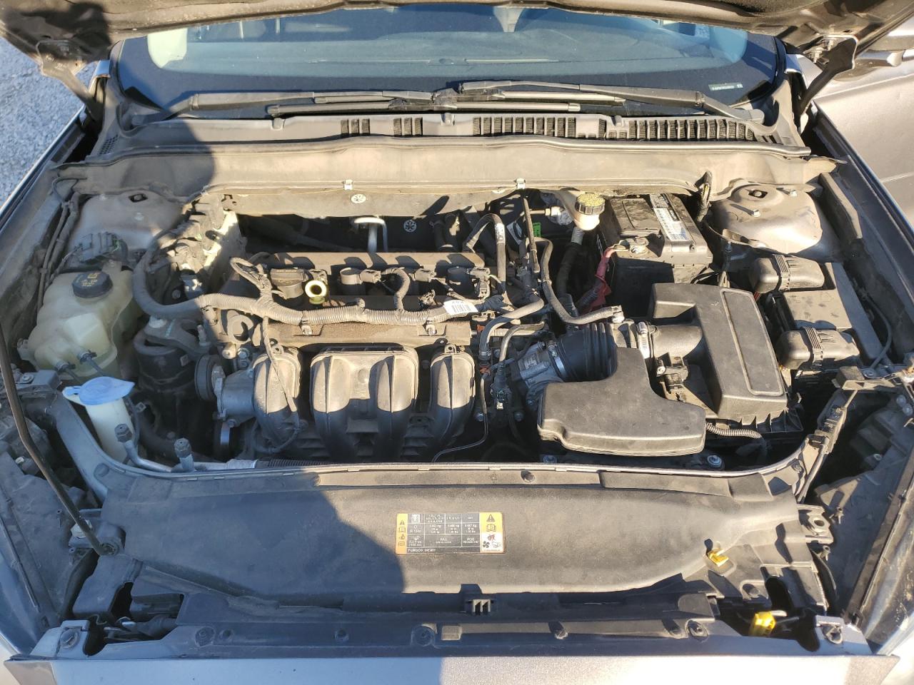 2014 FORD FUSION SE photo 21