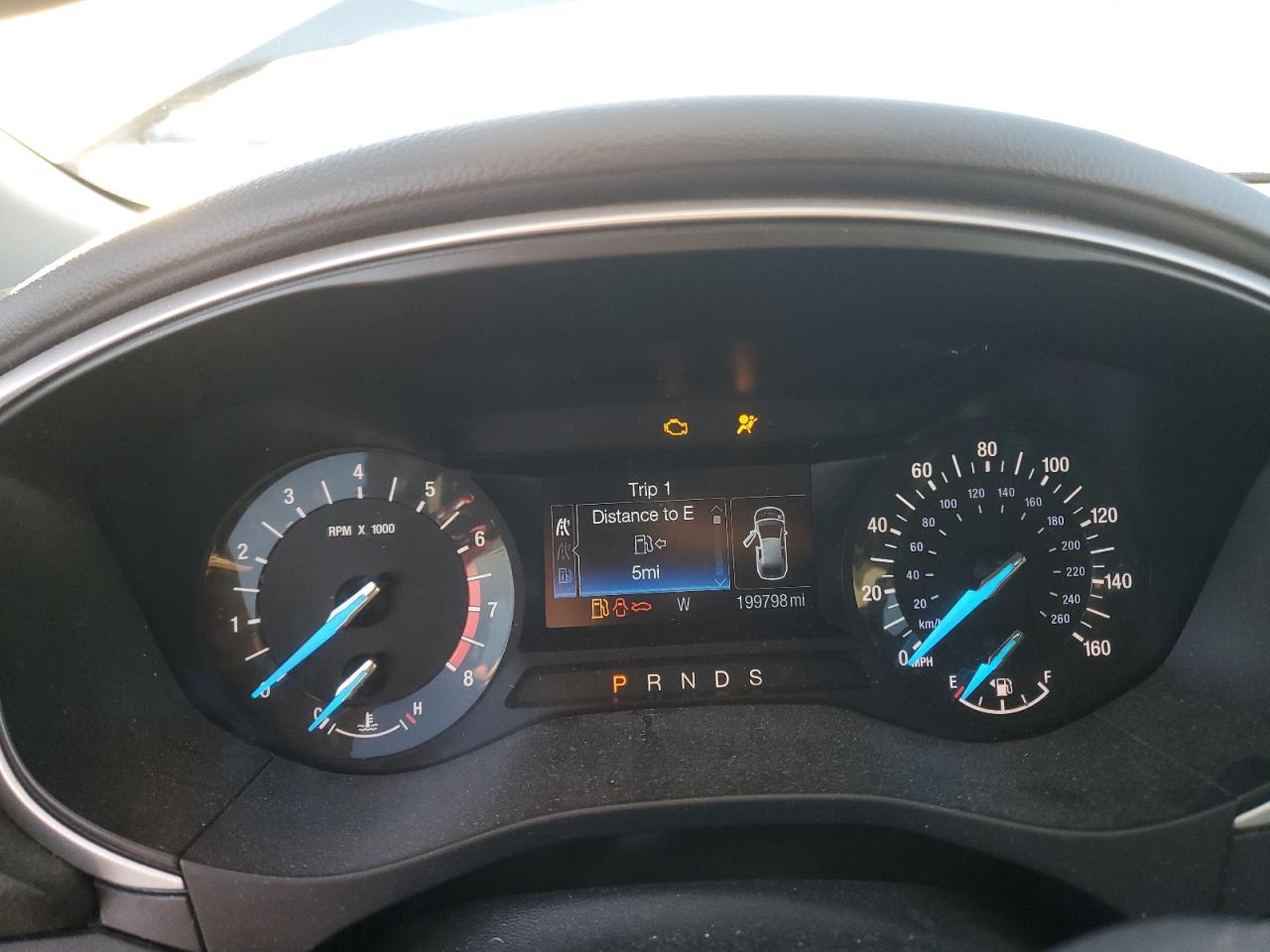 2014 FORD FUSION SE photo 17