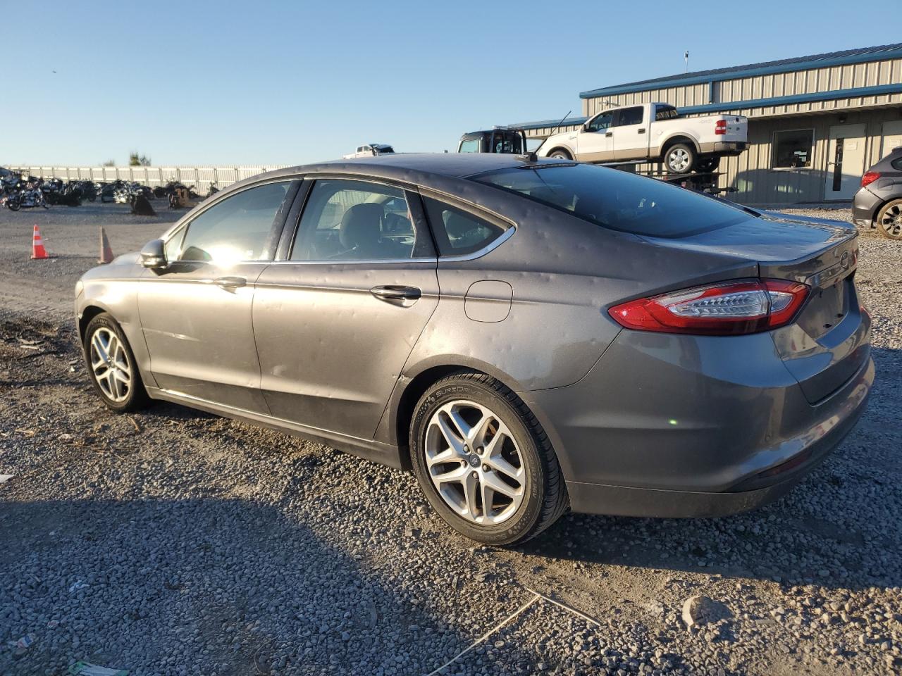 2014 FORD FUSION SE photo 3