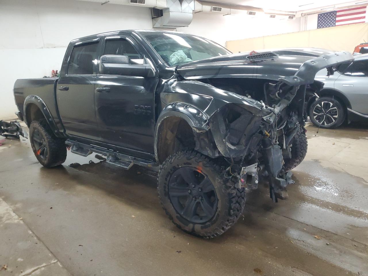 2016 RAM 1500 SPORT photo 4