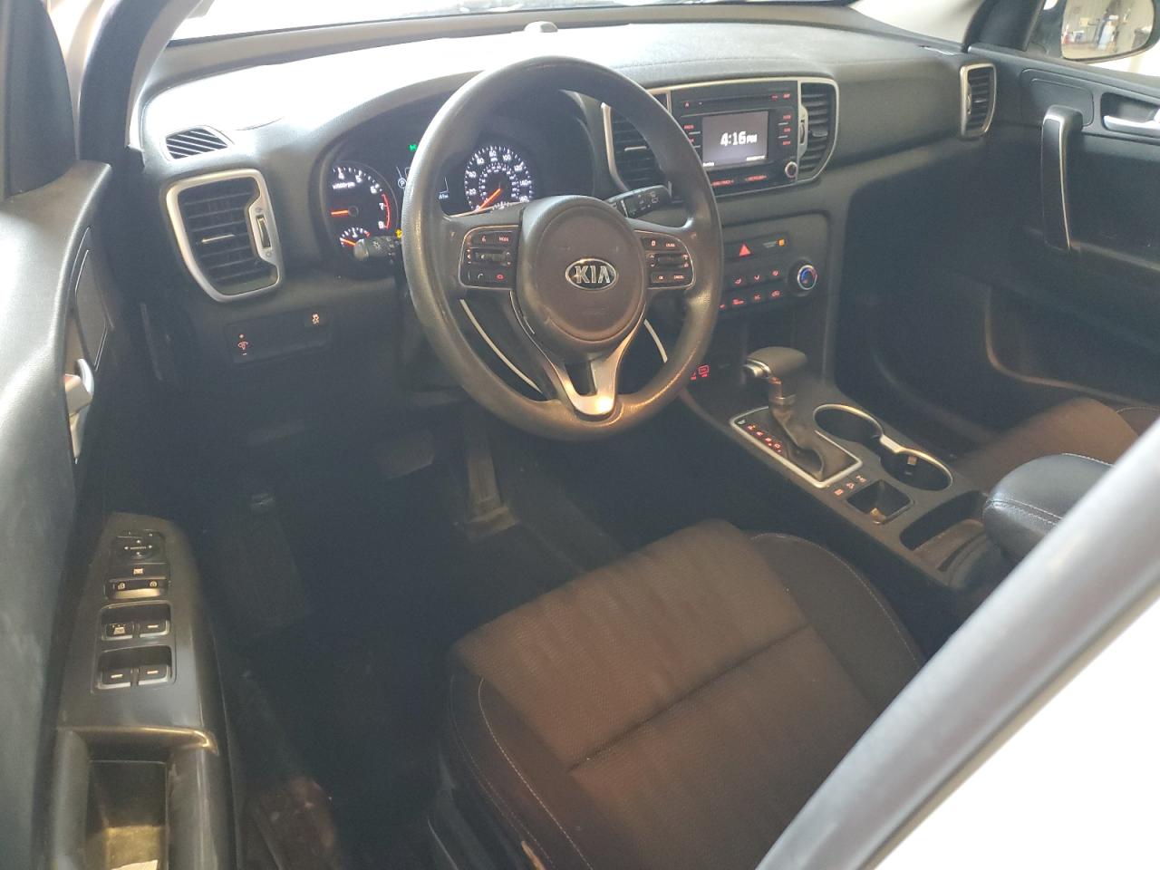 2017 KIA SPORTAGE LX photo 22