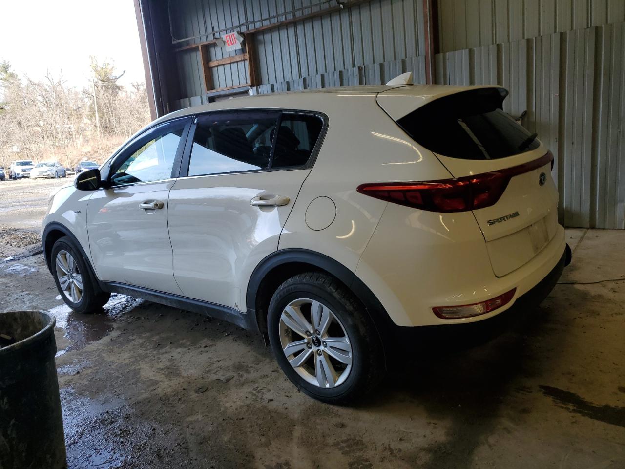 2017 KIA SPORTAGE LX photo 4