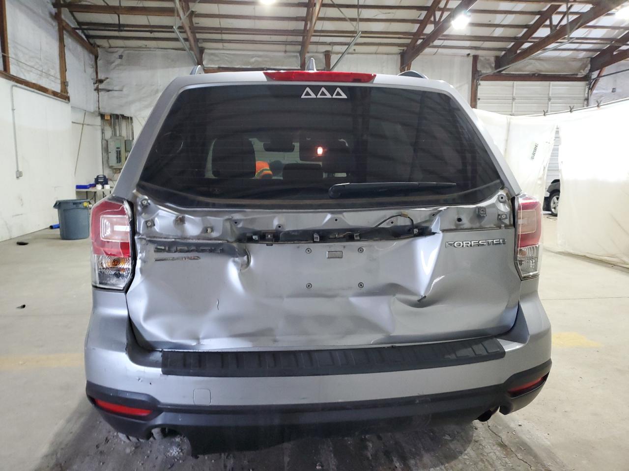 2018 SUBARU FORESTER 2.5I photo 6