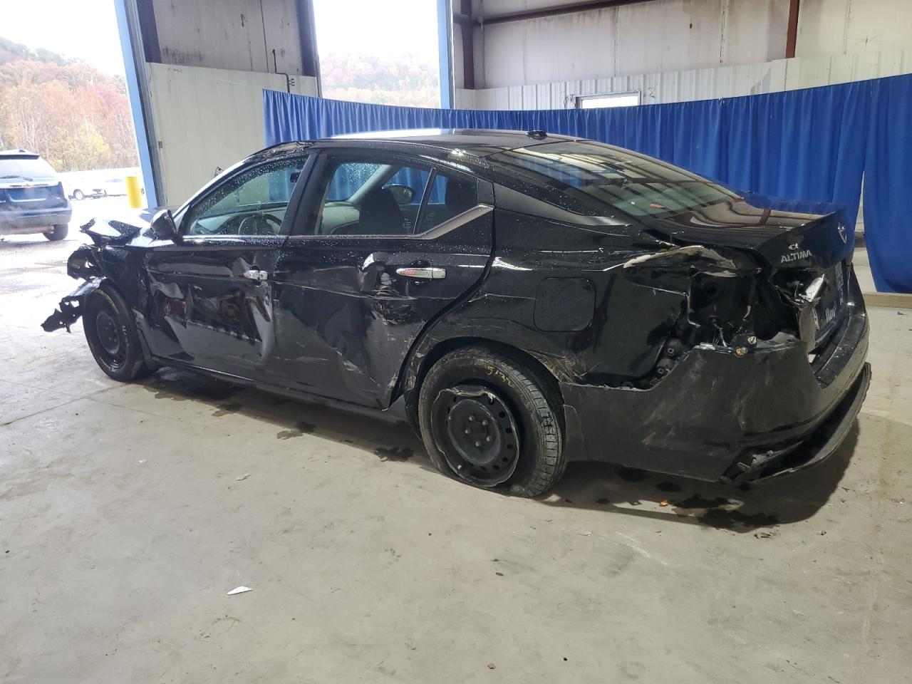 2019 NISSAN ALTIMA S photo 4