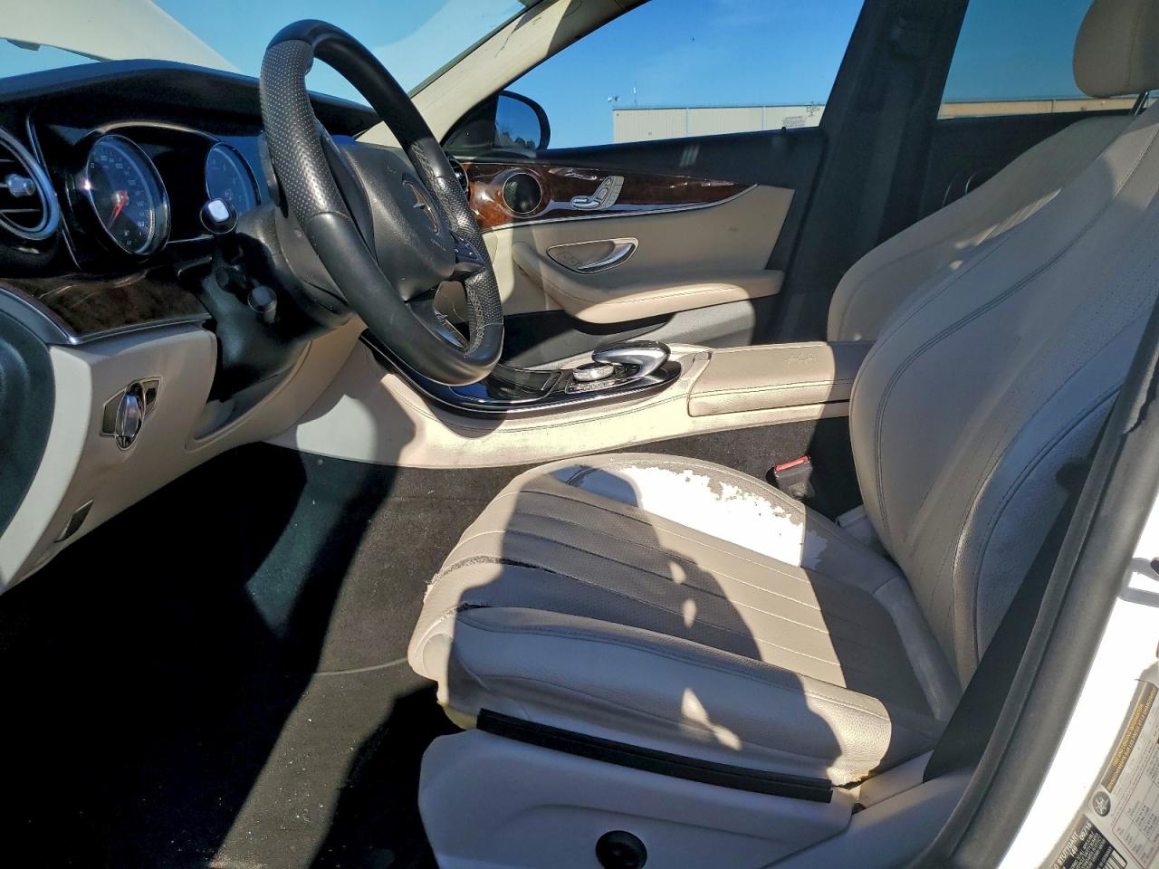 2017 MERCEDES-BENZ E 300 photo 13