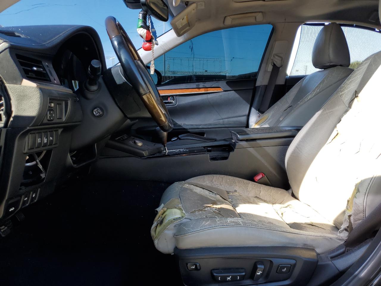 2013 LEXUS ES 350 photo 13