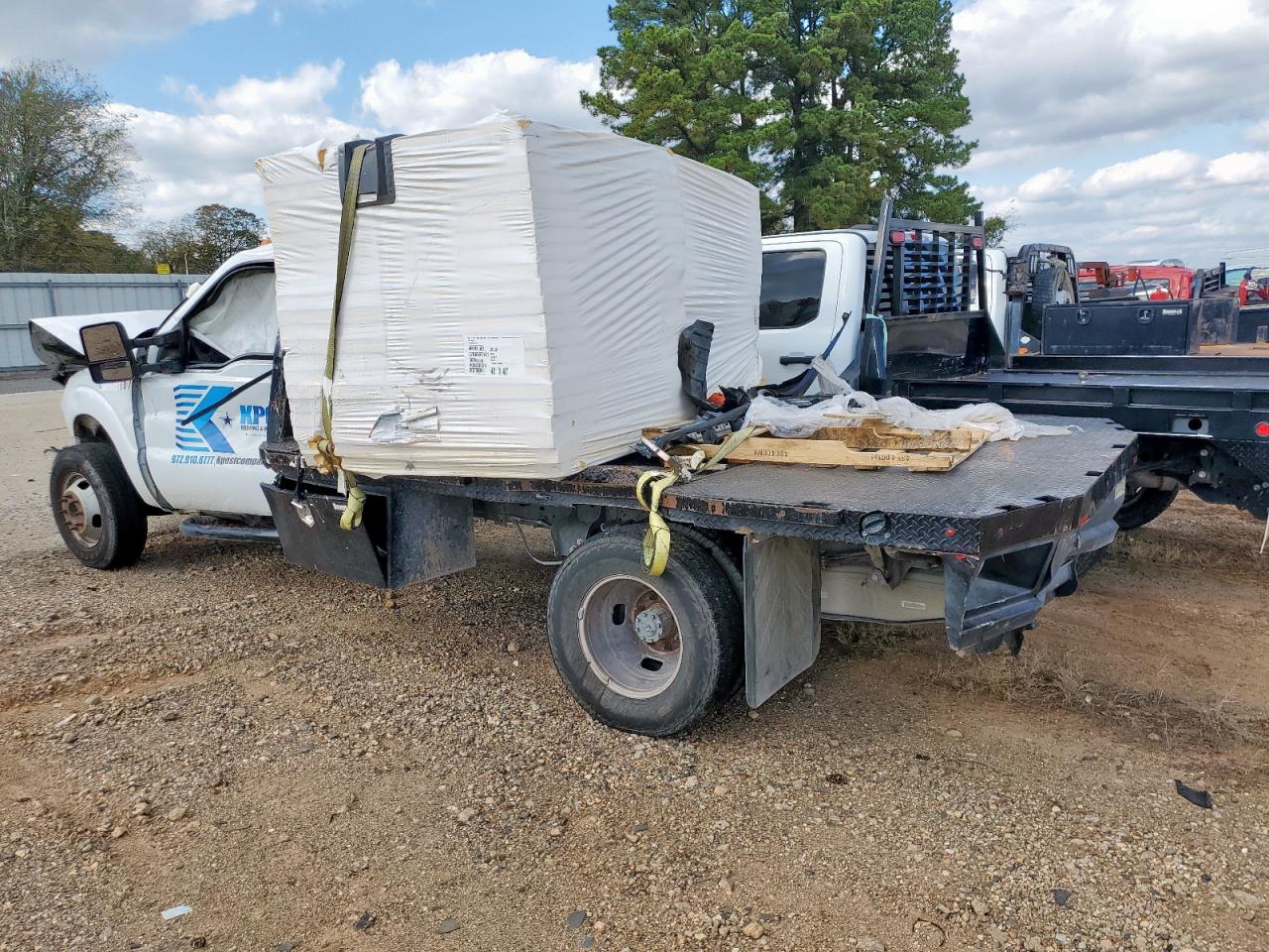 2016 FORD F350 SUPER DUTY FLATBED TRUCK photo 3