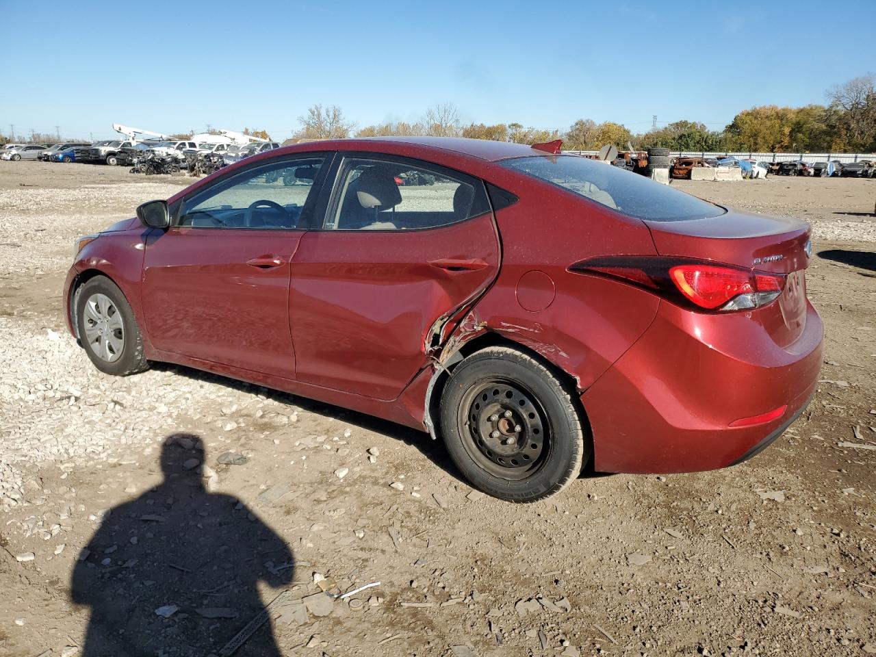 2016 HYUNDAI ELANTRA SE photo 3