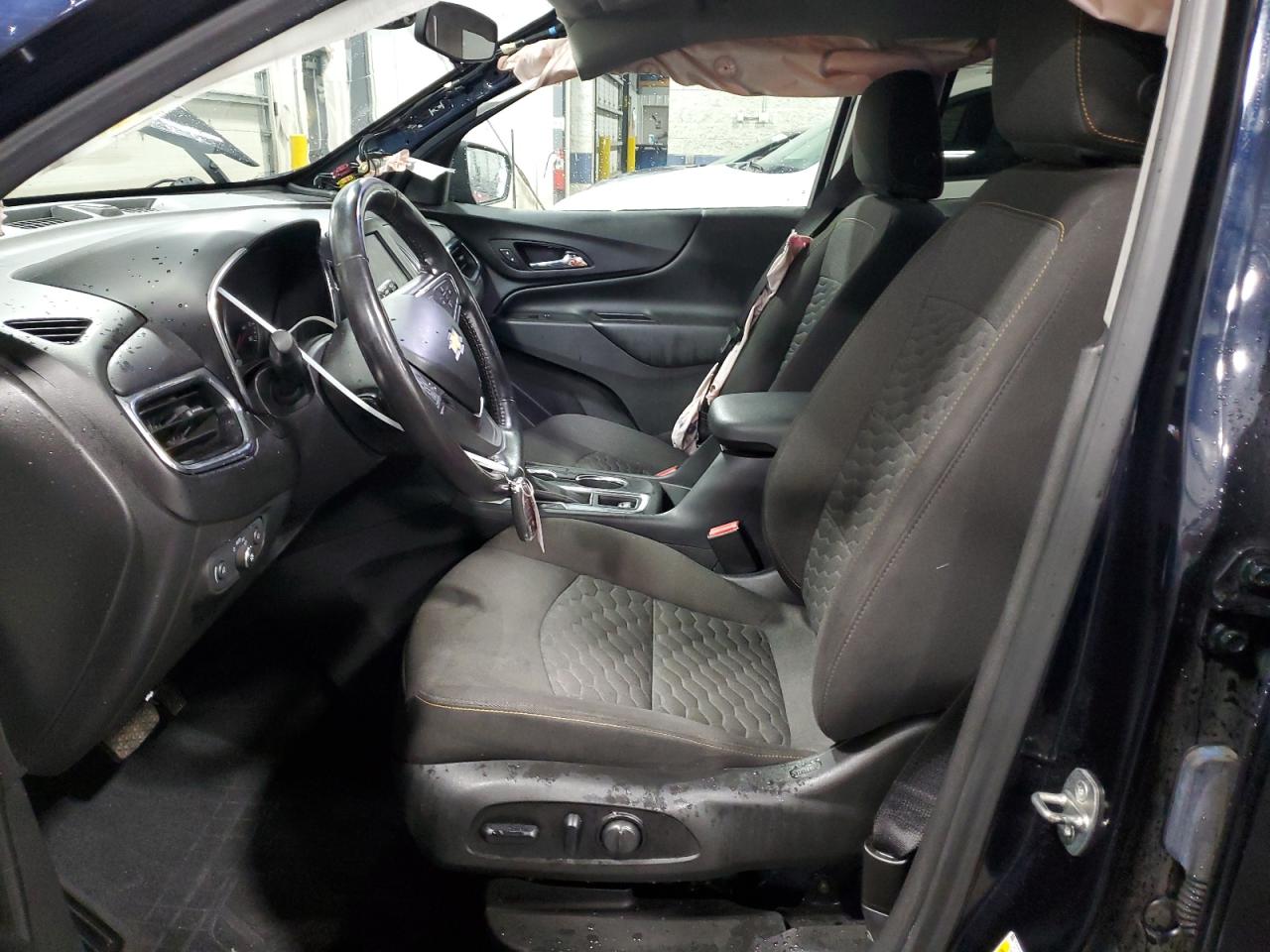 2021 CHEVROLET EQUINOX LT photo 13