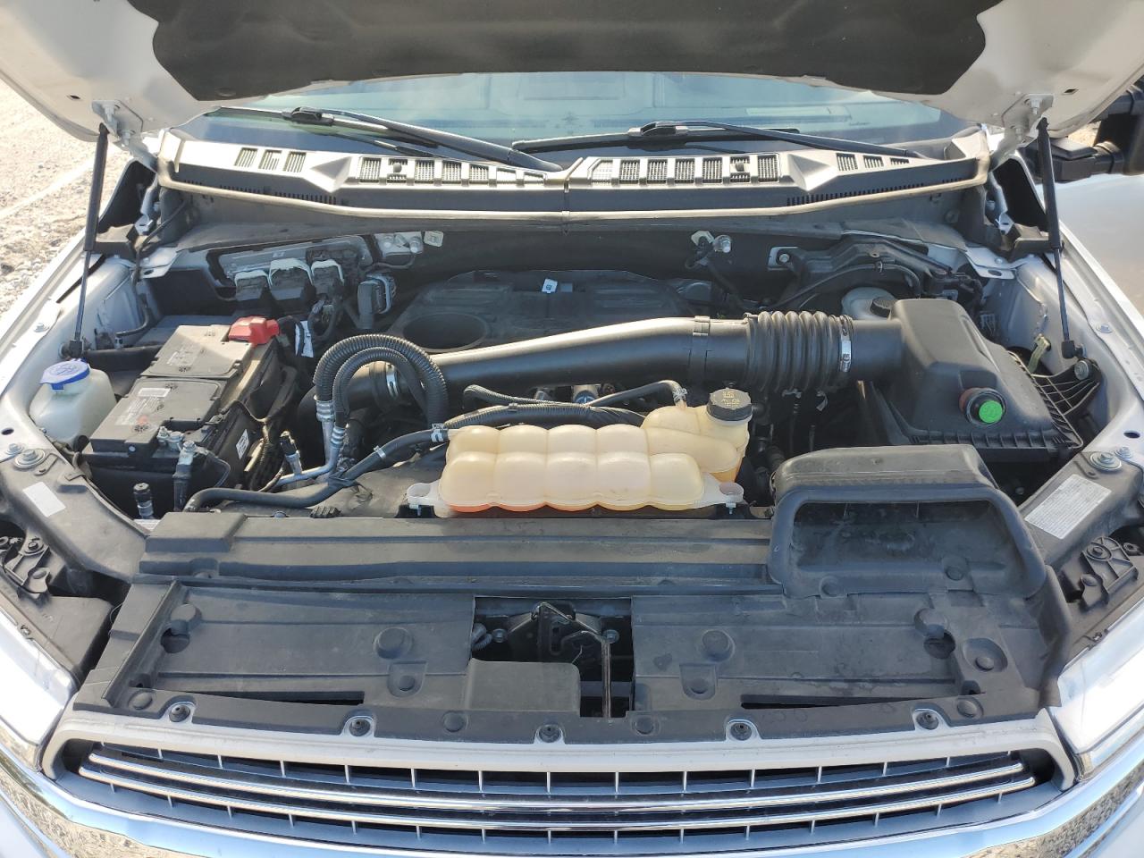 2018 FORD F150 SUPERCREW photo 11