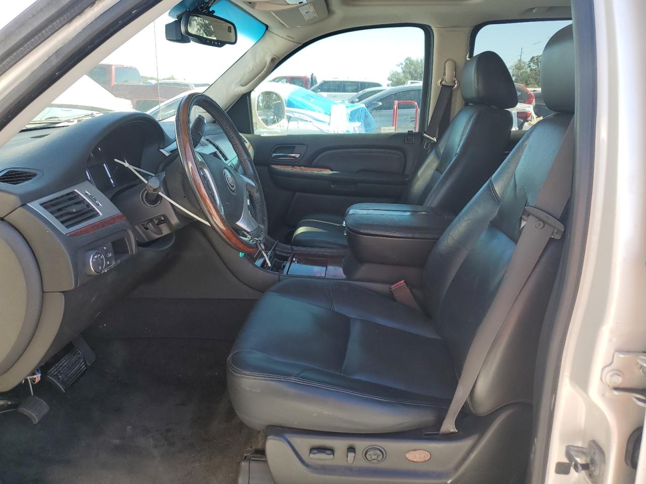 2007 CADILLAC ESCALADE EXT photo 13