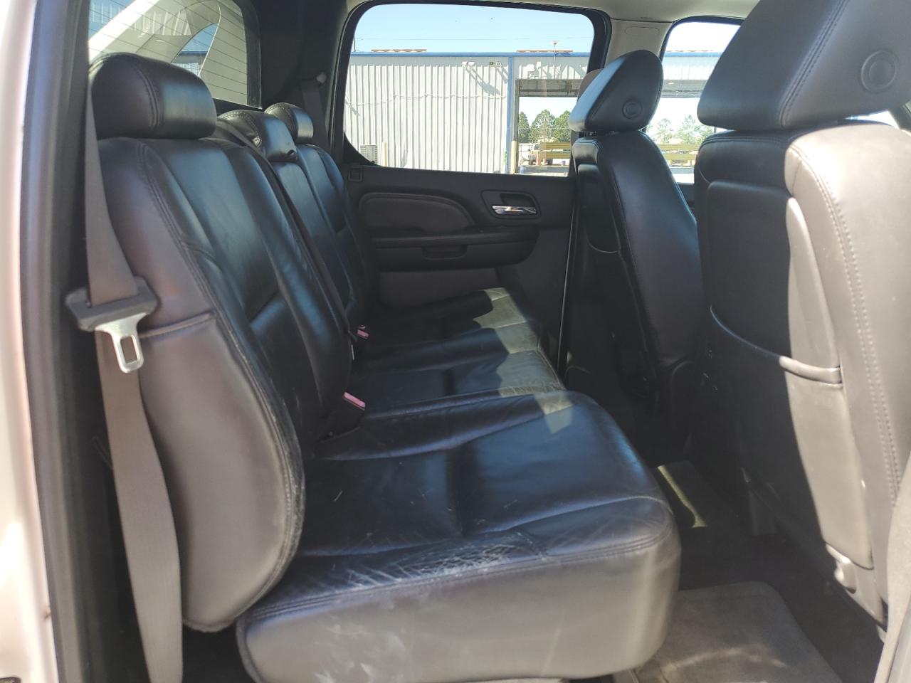 2007 CADILLAC ESCALADE EXT photo 19