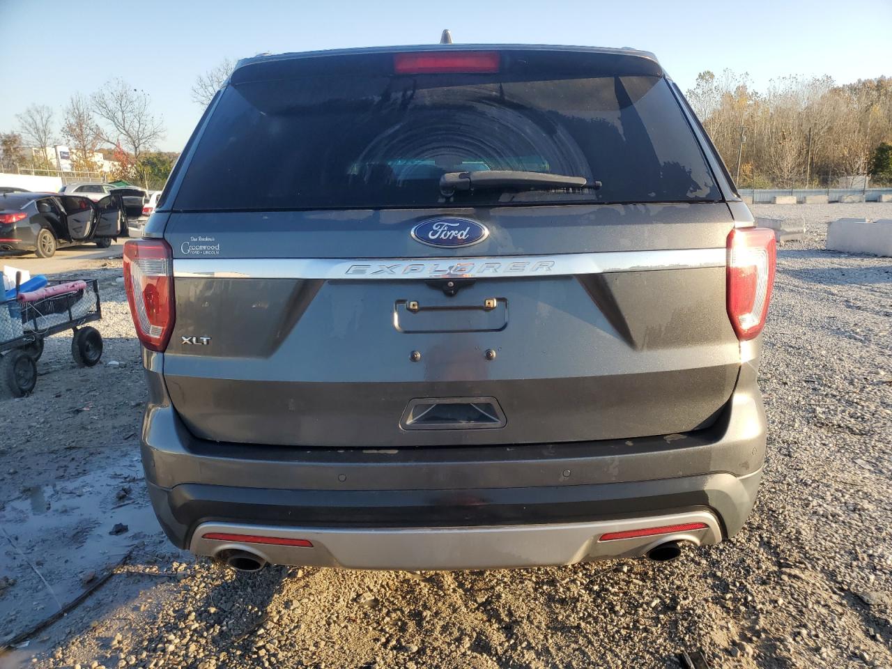 2017 FORD EXPLORER XLT photo 16