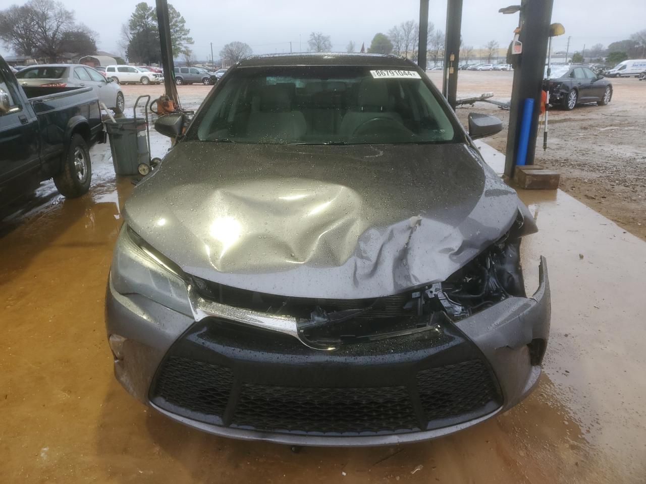 2016 TOYOTA CAMRY XSE photo 5