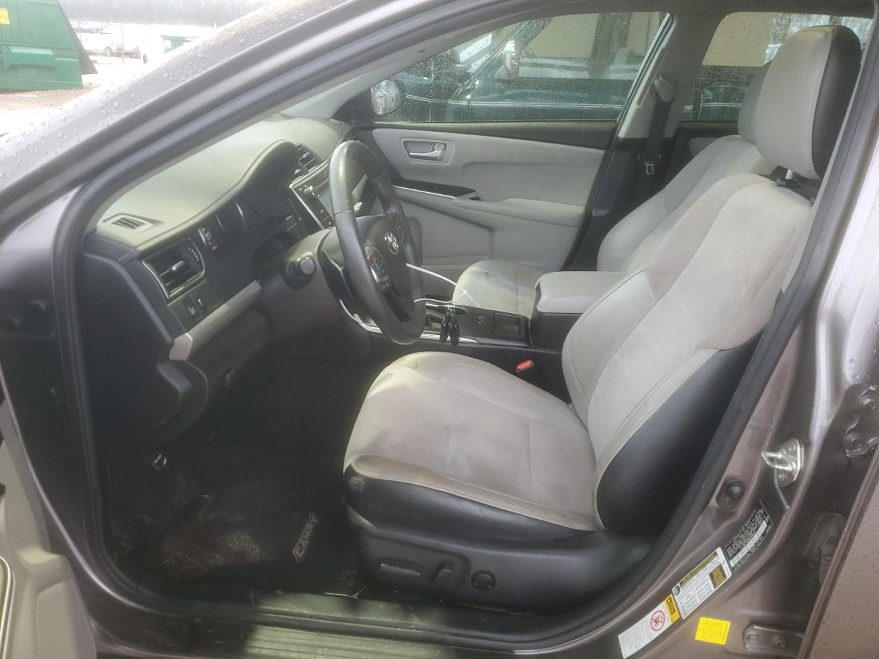 2016 TOYOTA CAMRY XSE photo 7