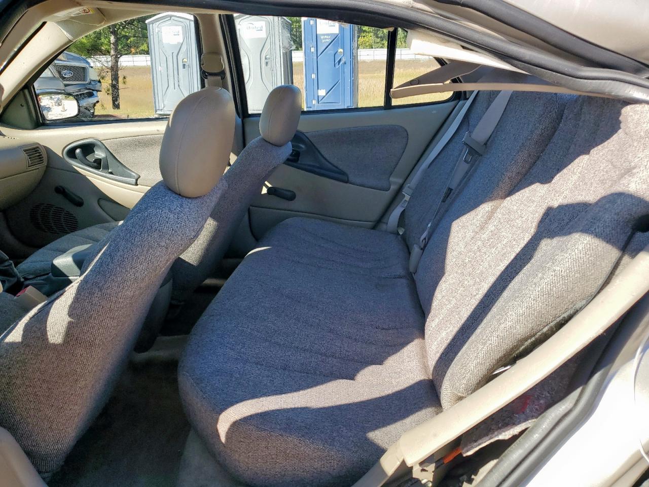 2004 CHEVROLET CAVALIER photo 28