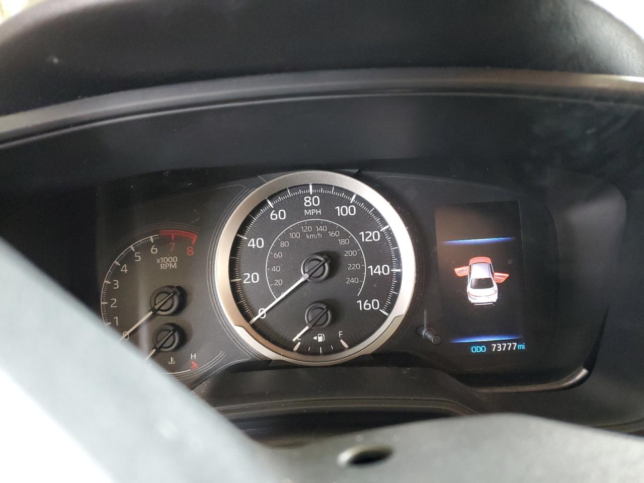 2020 TOYOTA COROLLA LE photo 9