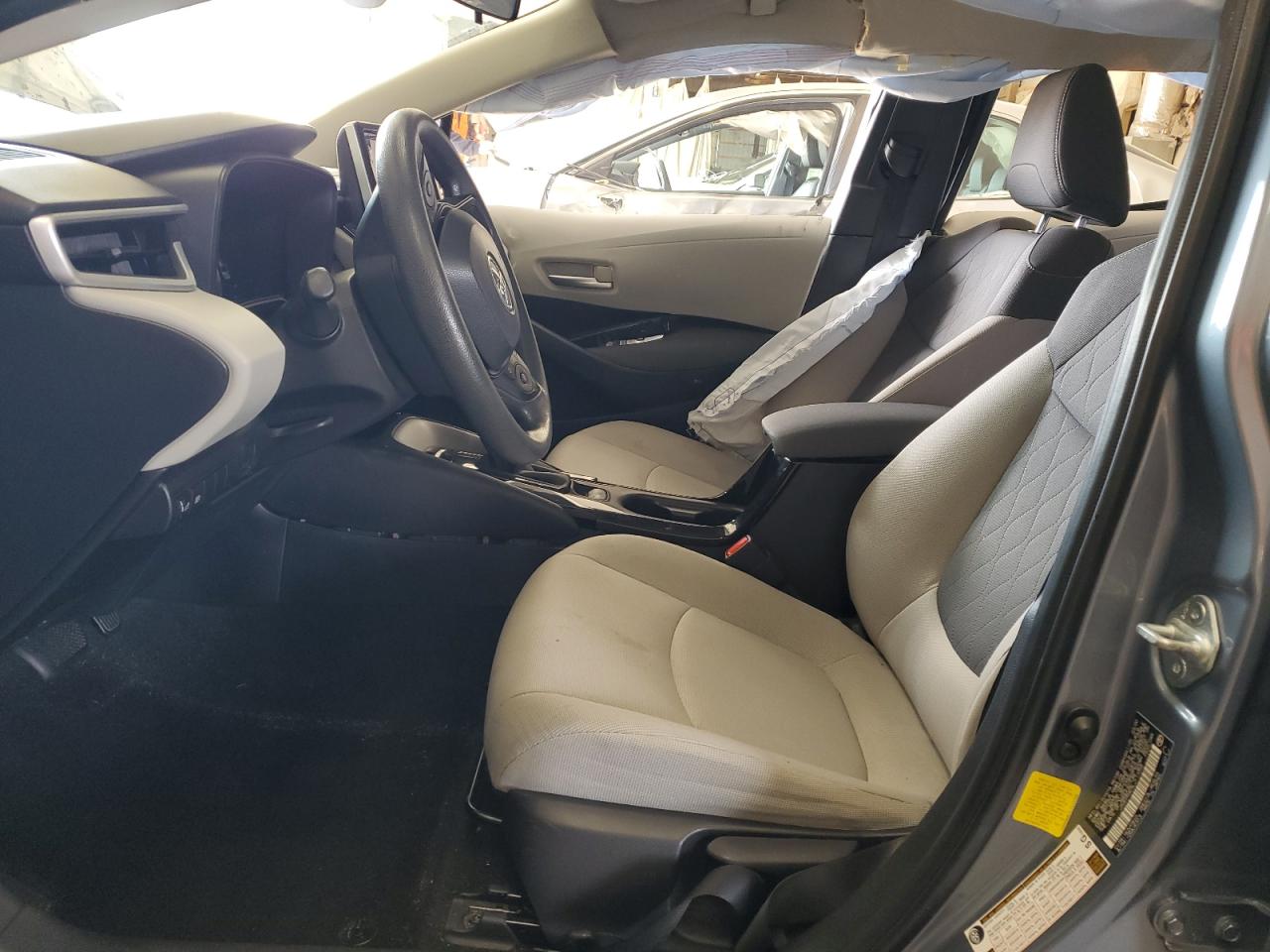 2020 TOYOTA COROLLA LE photo 7