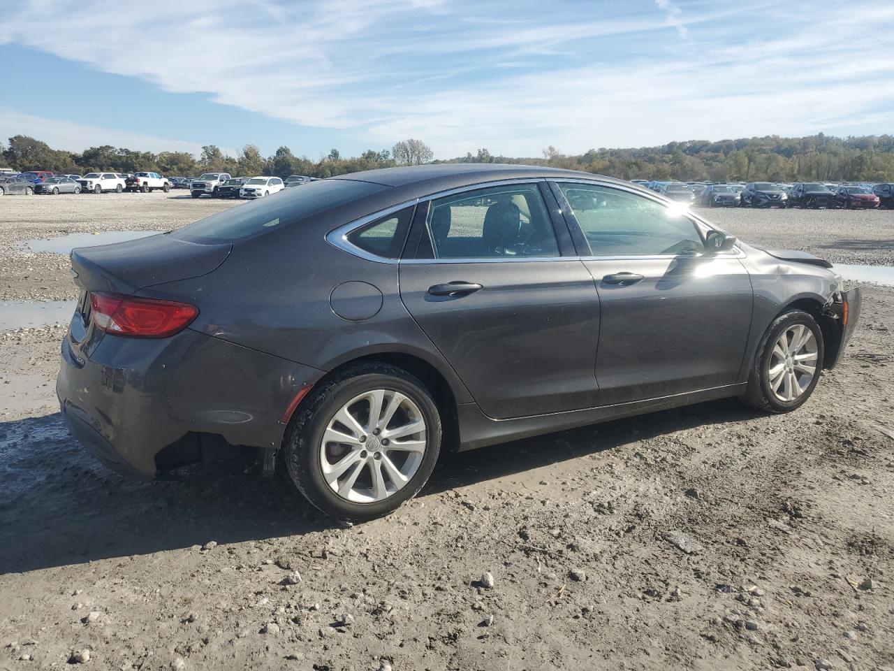 2016 CHRYSLER 200 LX photo 5