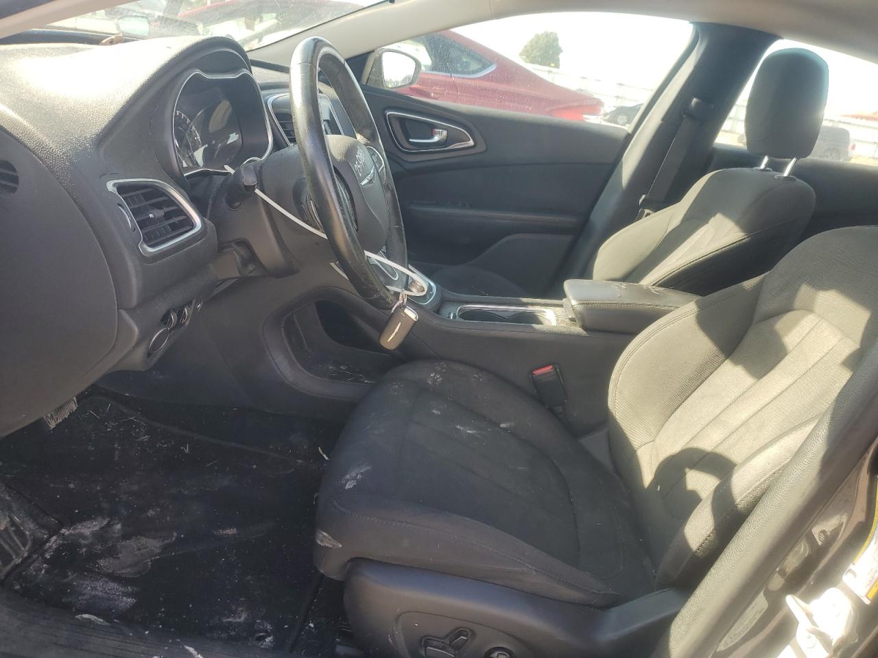 2016 CHRYSLER 200 LX photo 13