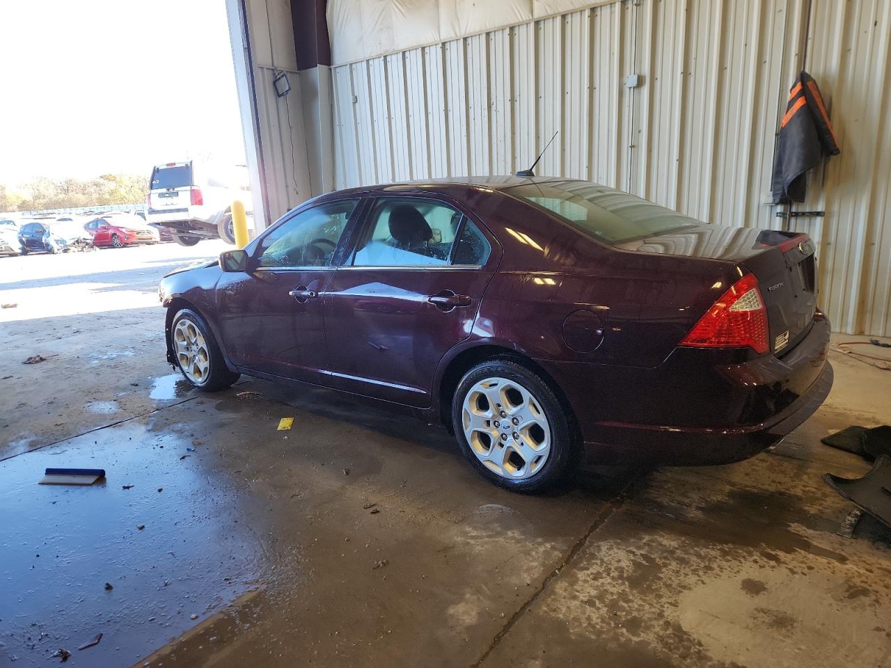 2011 FORD FUSION SE photo 3