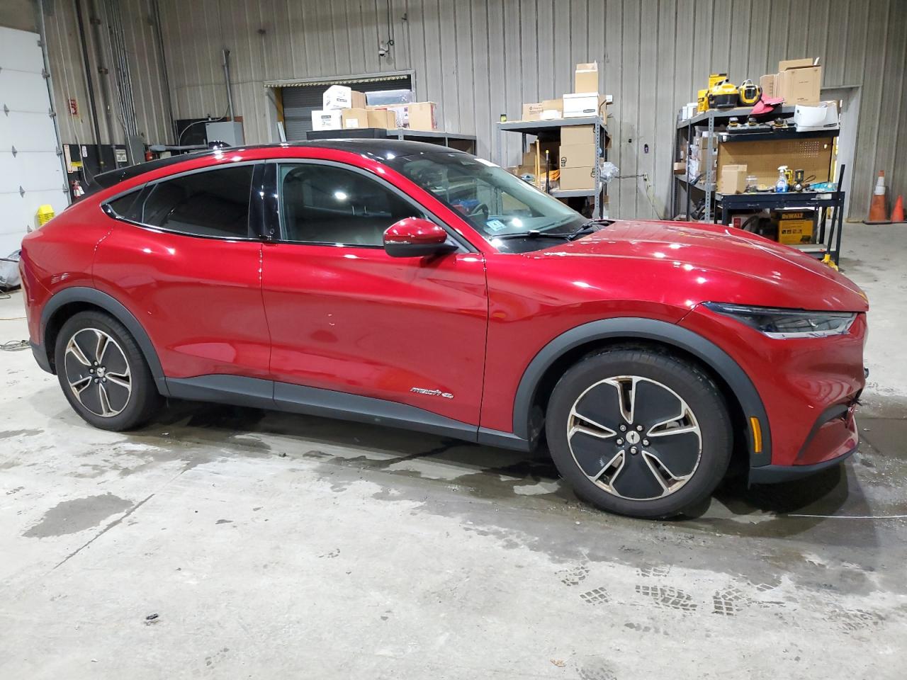 2021 FORD MUSTANG MACH-E SELECT photo 13