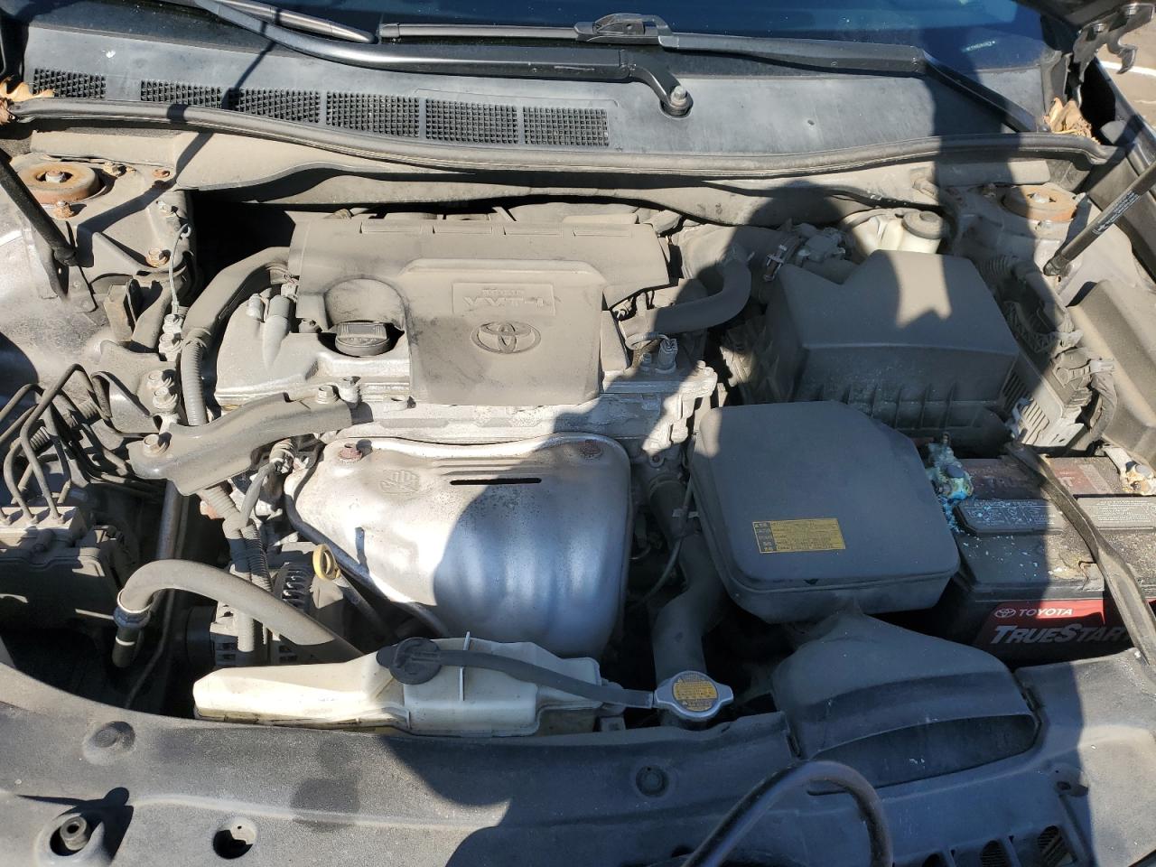 2014 TOYOTA CAMRY L photo 30