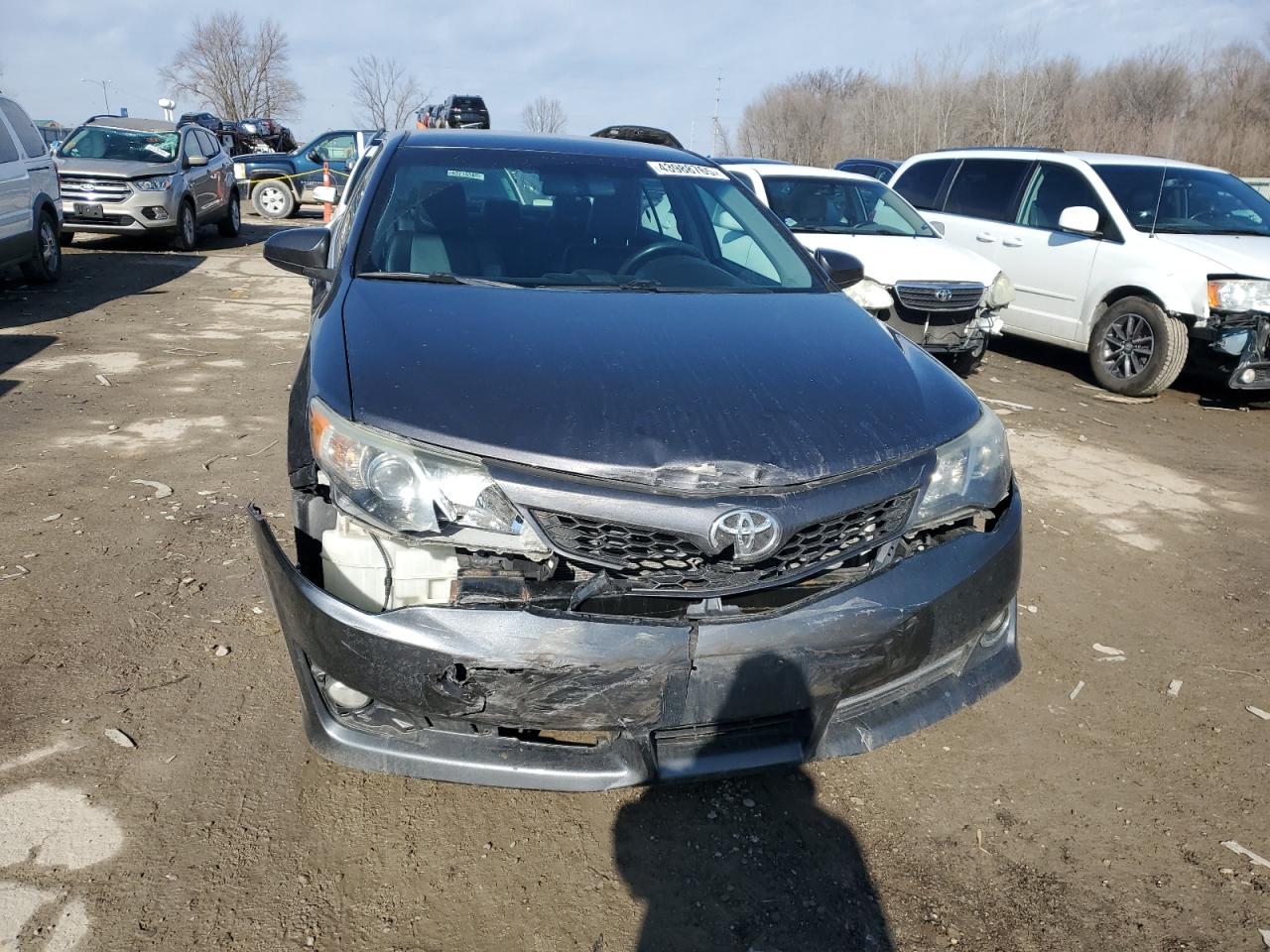 2014 TOYOTA CAMRY L photo 13