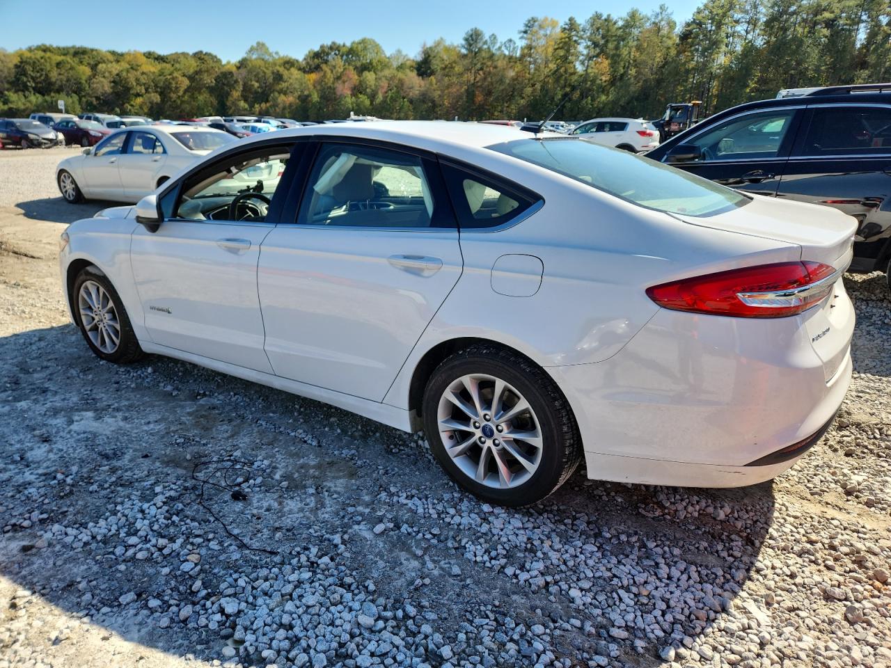 2017 FORD FUSION SE HYBRID photo 2